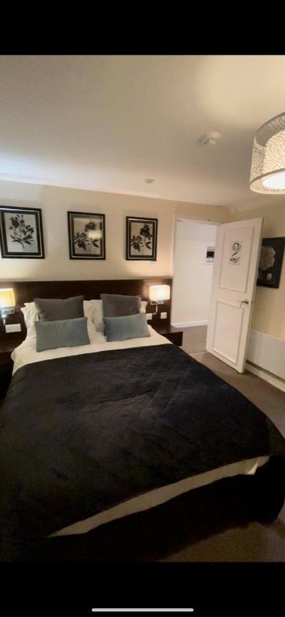 The High Flyer Hotell Ely Eksteriør bilde